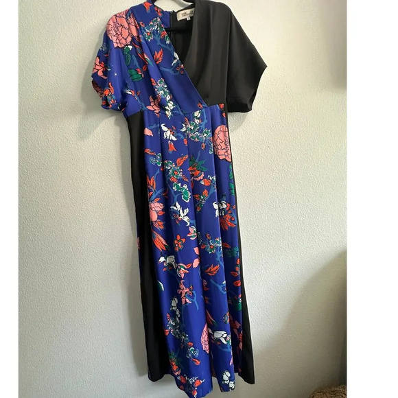 Diane Von Furstenberg Karissa Silk Blend Chiffon Floral Print Wrap Jumpsuit 6 - Picture 7 of 14